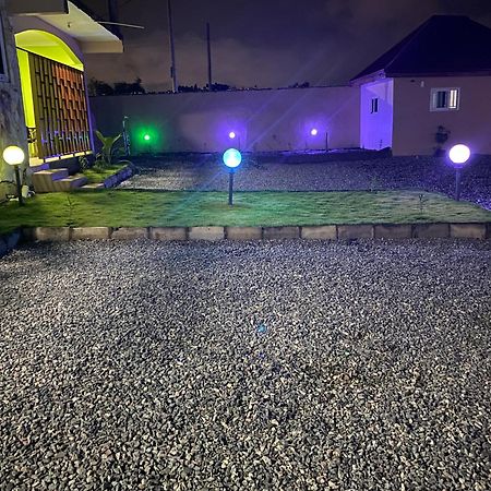 Oneworld Guesthouse & Events Centre Accra Bagian luar foto