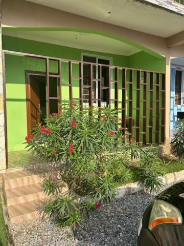 Oneworld Guesthouse & Events Centre Accra Bagian luar foto