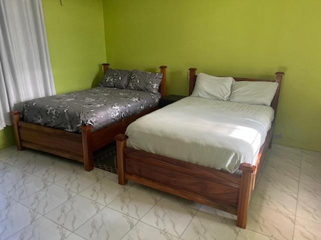 Oneworld Guesthouse & Events Centre Accra Bagian luar foto